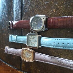 Elegant Women's Watch Set - Purple, Blue, and Silver